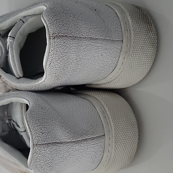 Authentic Miu Miu Preowned Cracle Distressed Leather Sneakers - Picture 6 of 7